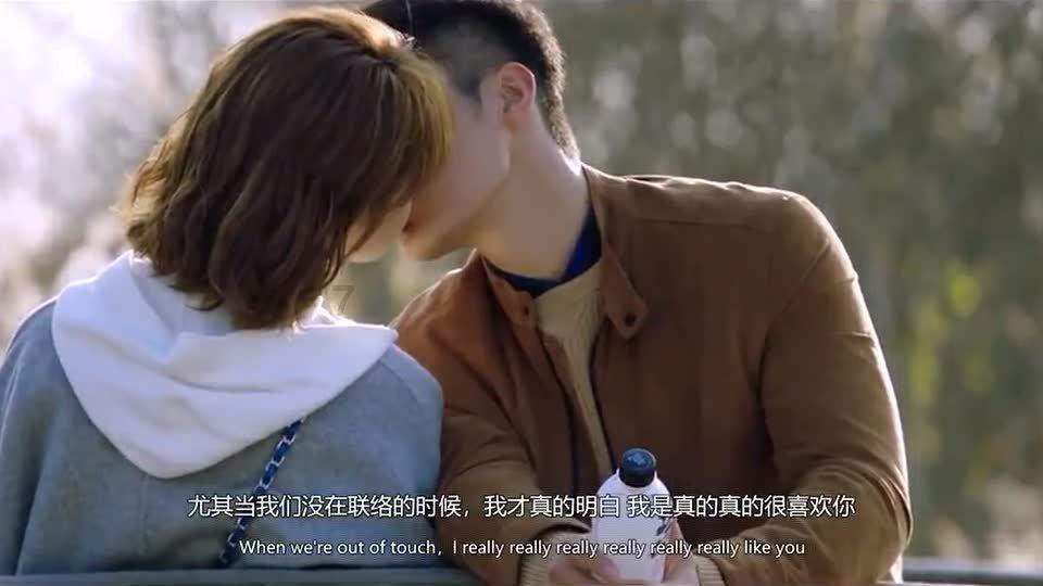 小宝贝打网球